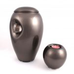 Glasurne Herz / Teelichthalter - Anthrazit - mini Urne