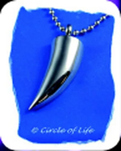 Amulett „Antonia“ von Hand gearbeitet in einer Designer-Form, Edelstahl
