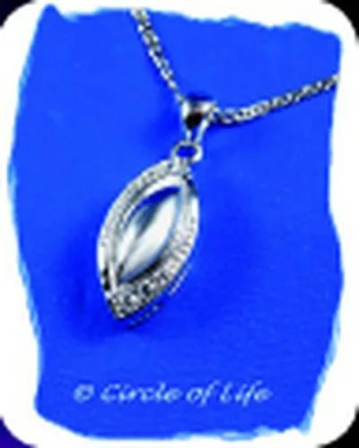 Amulett „Martha“ mit handgearbeiteten Intarsien, 925 Silber