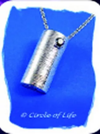 Amulett „Zylinder“, Klassisch, elegant und zeitlos, 925er Silber