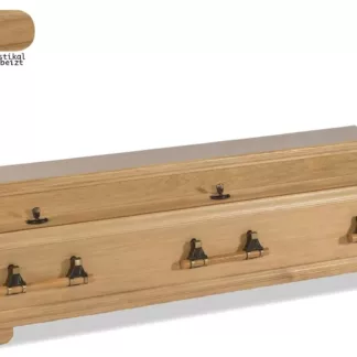 Eichentruhe verschiedene Farbtöne mit Holzgriffen;